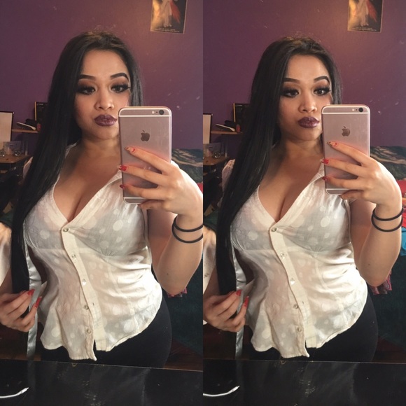 👚 White Polka Dotted Collared Ribbon Pocket Shirt - Picture 7 of 8